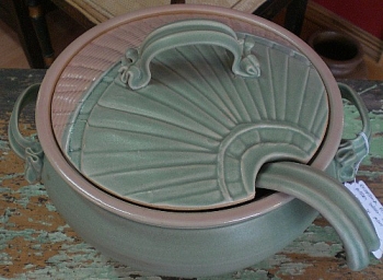 Large PEI Pottery Lidded Tureen & Ladle
