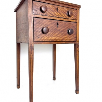 Fine N.S. 2-Drawer Stand