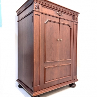 Victor Credenza Floor Model Phonograph